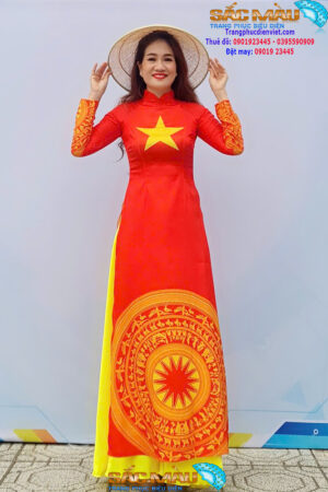 ao-dai-nu-do-sao-vang